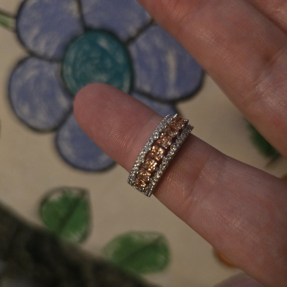 Elegant Silver and Gold Women's Ring